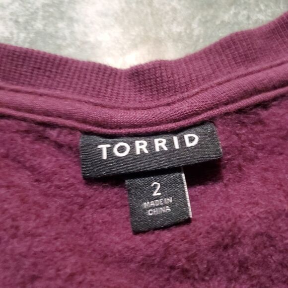 Torrid BURGUNDY PURPLE PULLOVER SWEATSHIRT Sz 2 - Picture 4 of 5